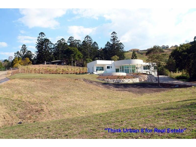 252 Moons Lane, Brookfield QLD 4069